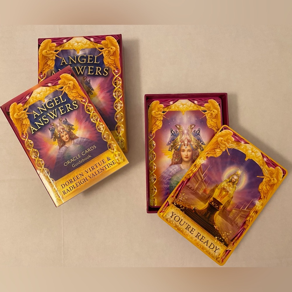 Angel Answers Oracle Cards: A 44-Card Deck and Guidebook – November 25, 2014